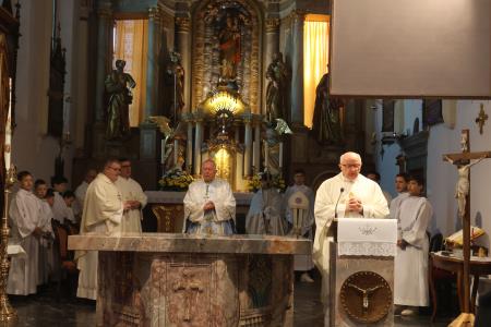 Blagoslov prezbiterija 16 Foto Ljubo Vukelič